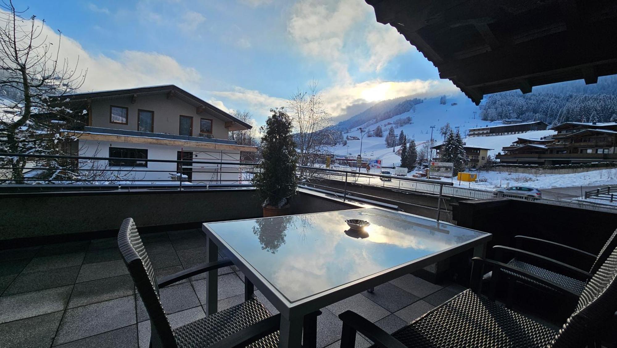 Haus Schiwelt Apartment Kirchberg in Tirol Exterior photo